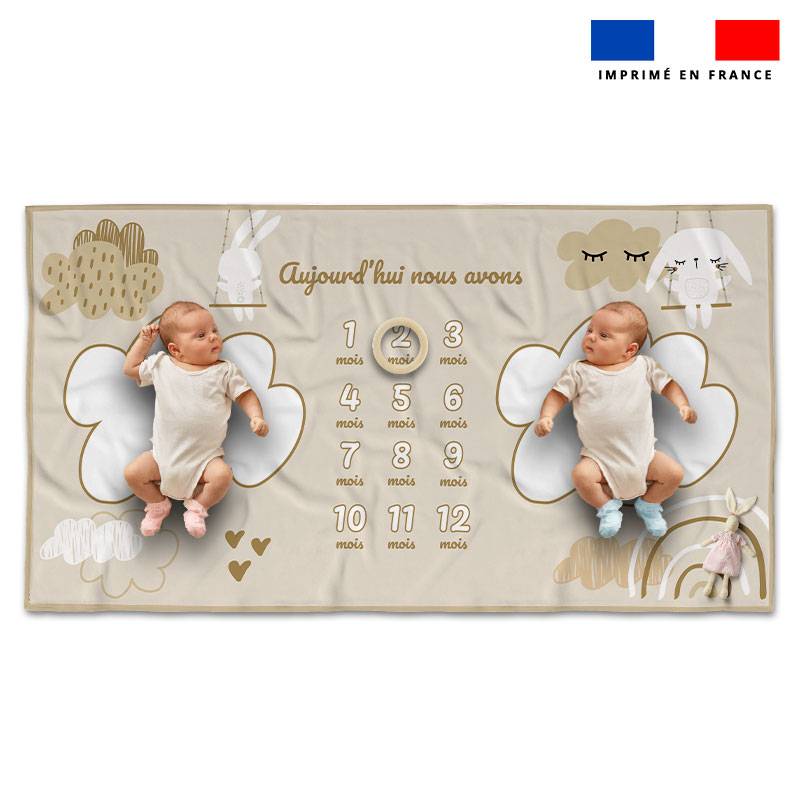 Coupon 135x74 cm pour couverture mensuelle jumeaux motif lapin dans les nuages